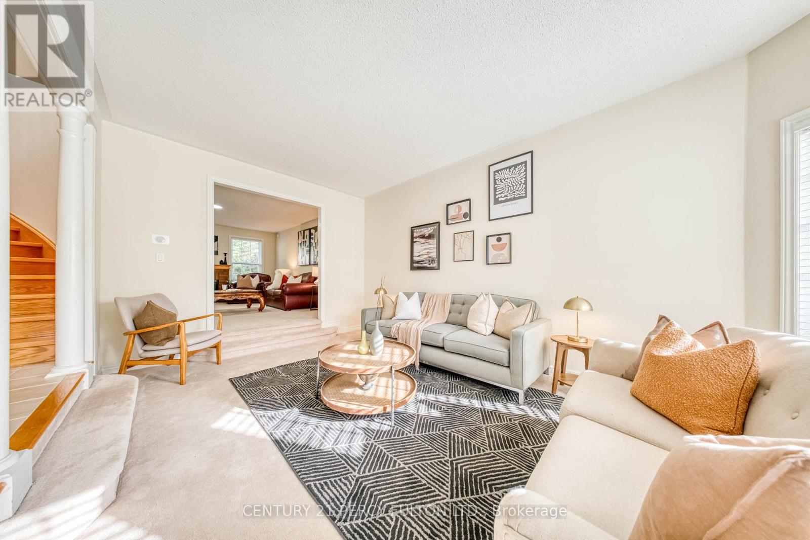 165 Elizabeth Street, Ajax, Ontario  L1T 3Y4 - Photo 5 - E12472067