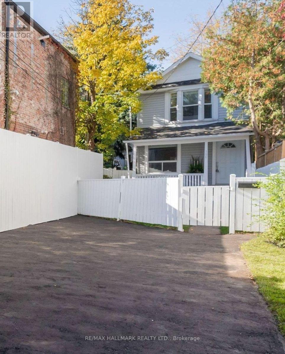 106 Willow Avenue, Toronto (The Beaches), Ontario  M4E 3K3 - Photo 2 - E12472108