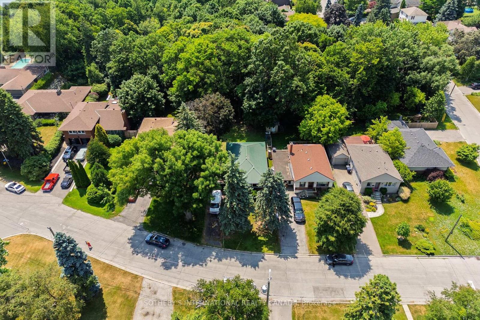 17 Ayre Point Road, Toronto, Ontario  M1M 1G4 - Photo 30 - E12472123