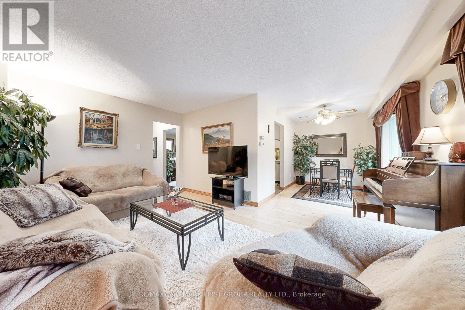 512 Creekview Circle, Pickering, Ontario  L1W 2Z6 - Photo 8 - E12471366