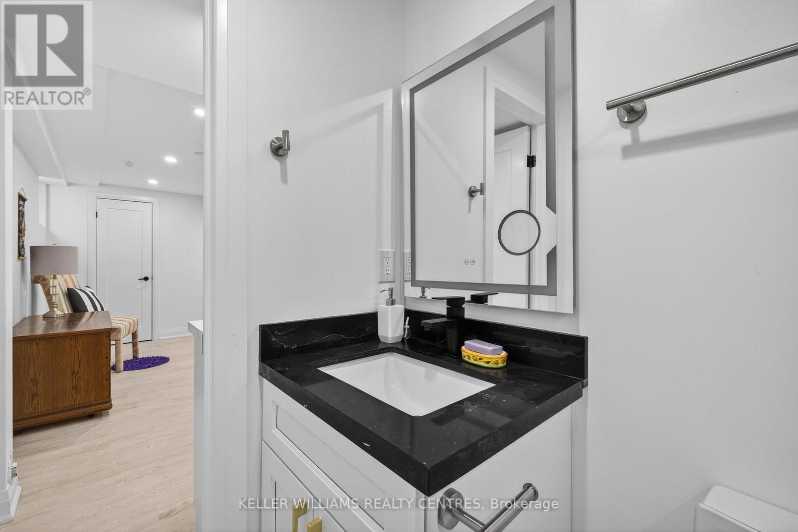1 Rosegarden Crescent, Richmond Hill, Ontario  L4E 2P1 - Photo 41 - N12472059
