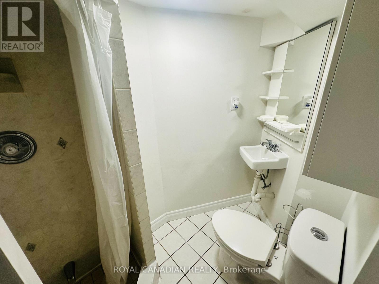 Bsmt - 50 Walter Avenue, Newmarket, Ontario  L3Y 2T3 - Photo 12 - N12472069