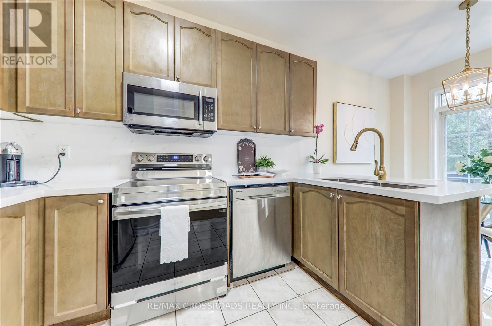 189 Riverwalk Drive, Markham (Box Grove), Ontario  L6B 0G6 - Photo 21 - N12472079