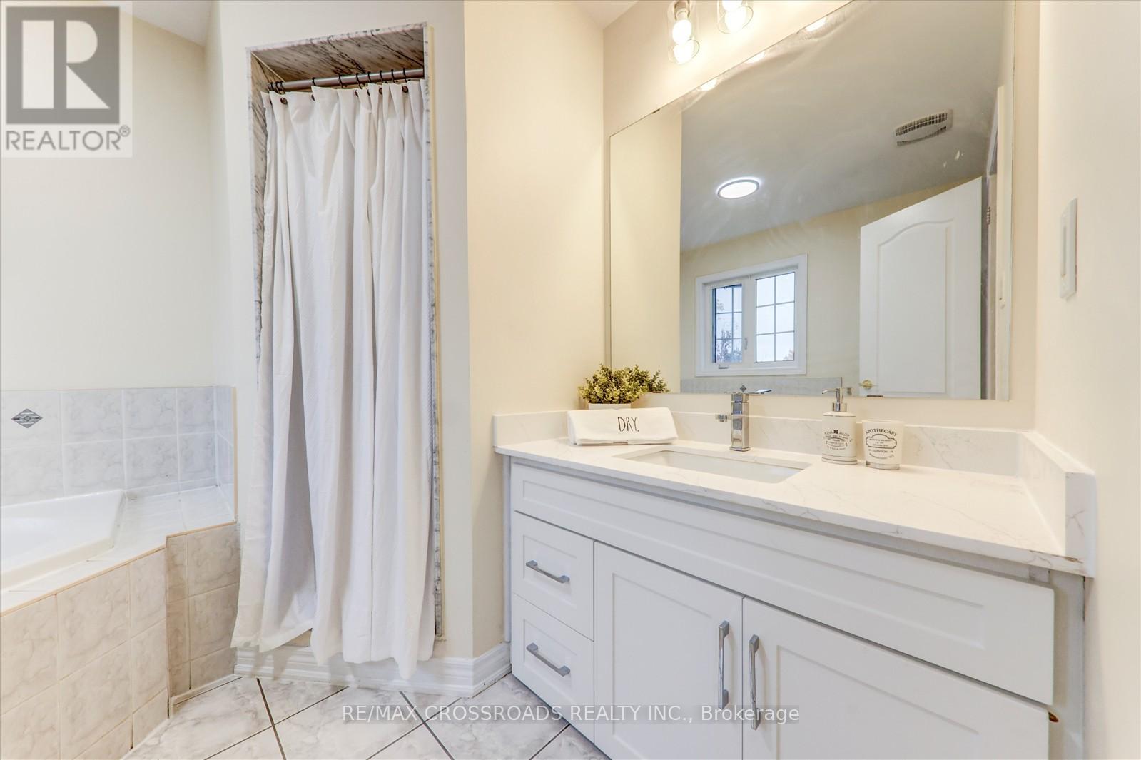 189 Riverwalk Drive, Markham (Box Grove), Ontario  L6B 0G6 - Photo 28 - N12472079