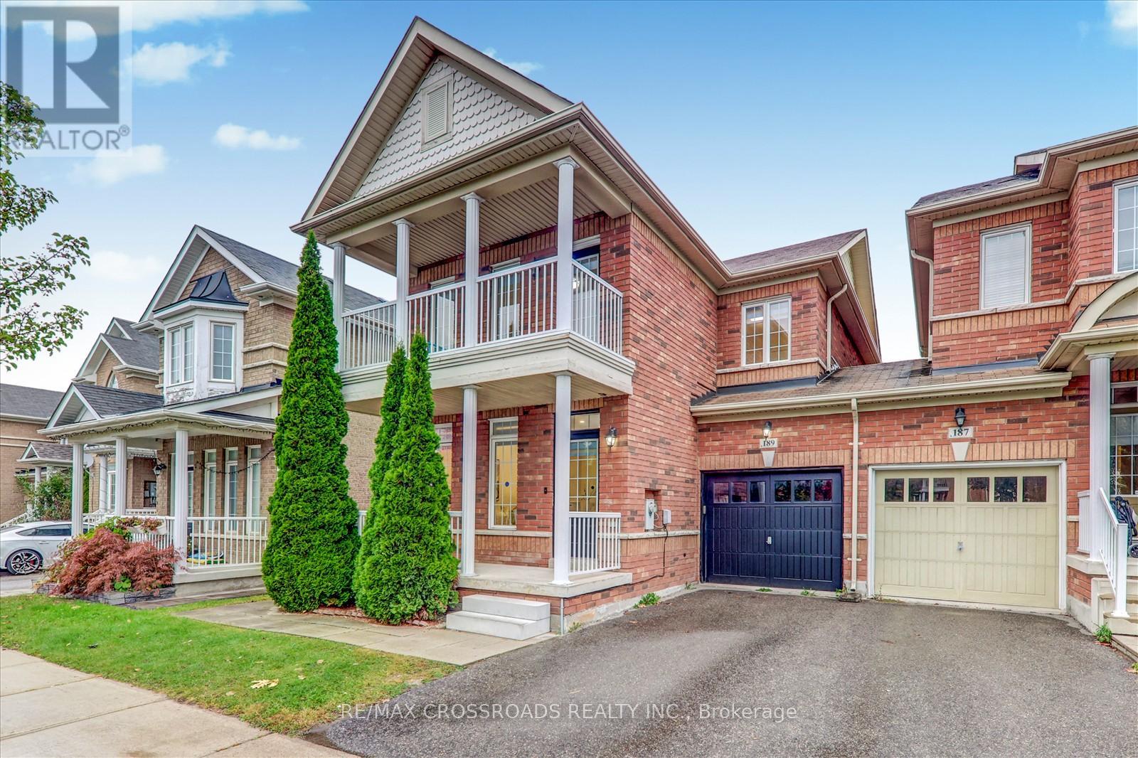 189 Riverwalk Drive, Markham (Box Grove), Ontario  L6B 0G6 - Photo 3 - N12472079