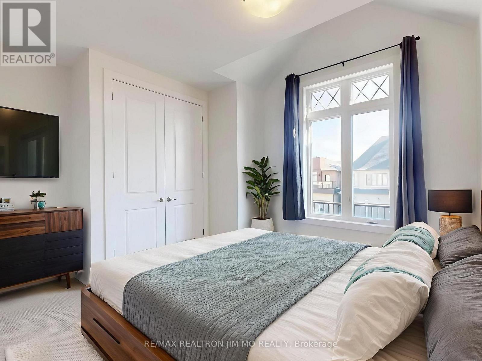 20 Nanhai Avenue, Markham, Ontario  L6C 3M9 - Photo 13 - N12472098