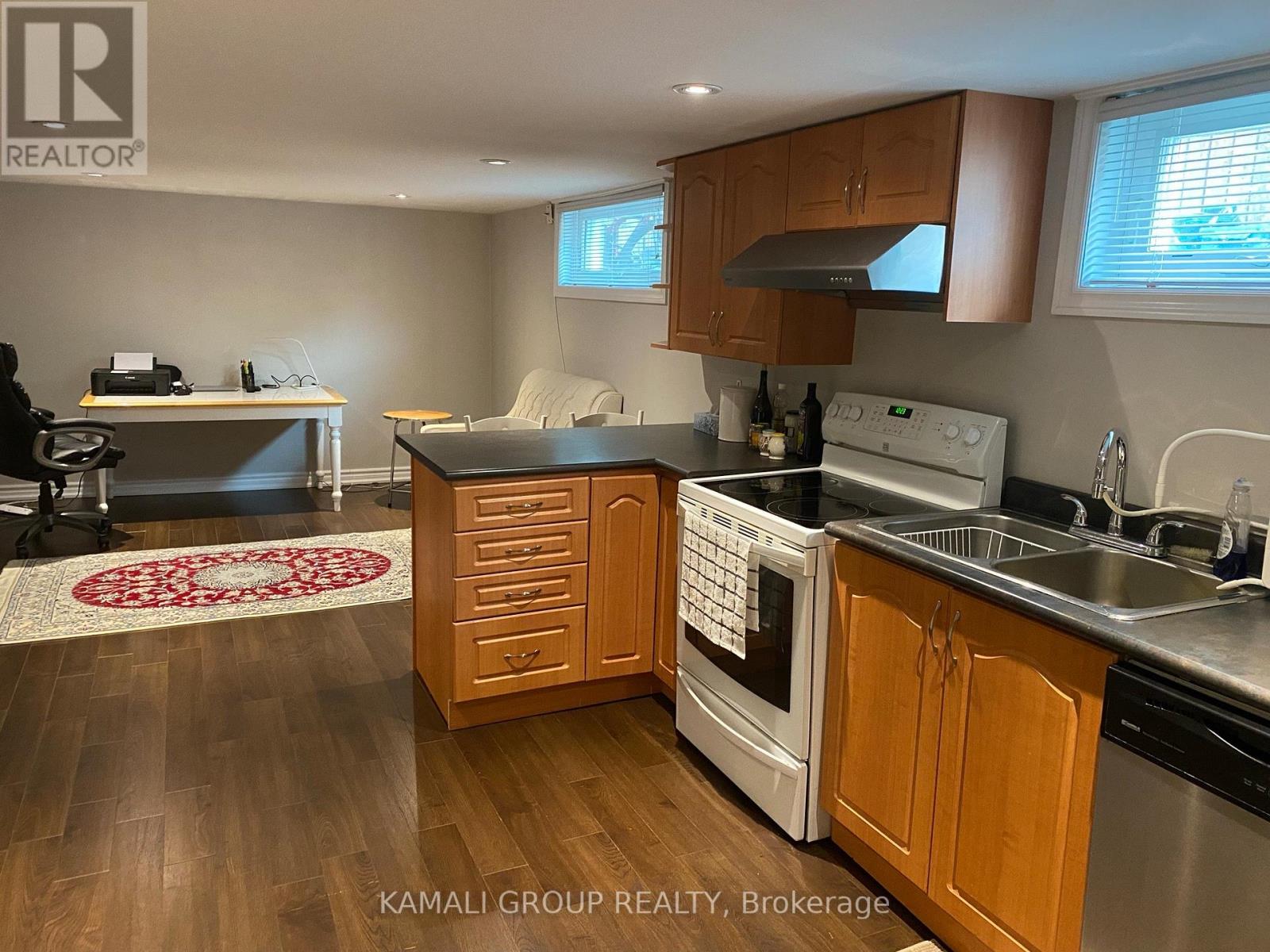 Bsmt1 - 286 Axminster Drive, Richmond Hill, Ontario  L4C 2W1 - Photo 2 - N12472106