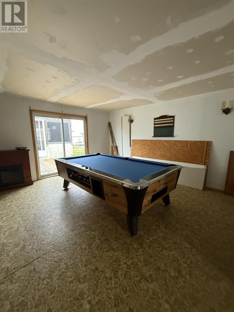 6 Rue Des Pins, Dubreuilville, Ontario  P0S 1G0 - Photo 6 - SM253019