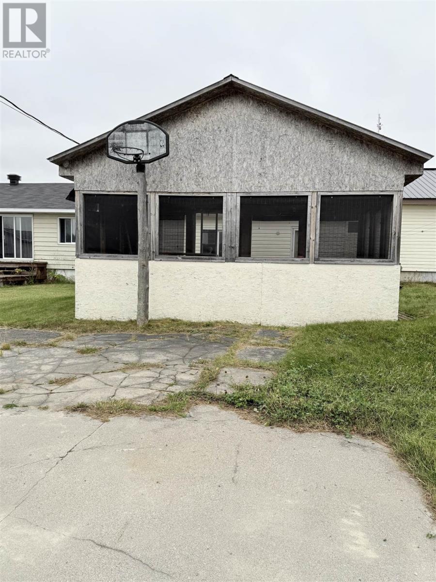 6 Rue Des Pins, Dubreuilville, Ontario  P0S 1G0 - Photo 16 - SM253019