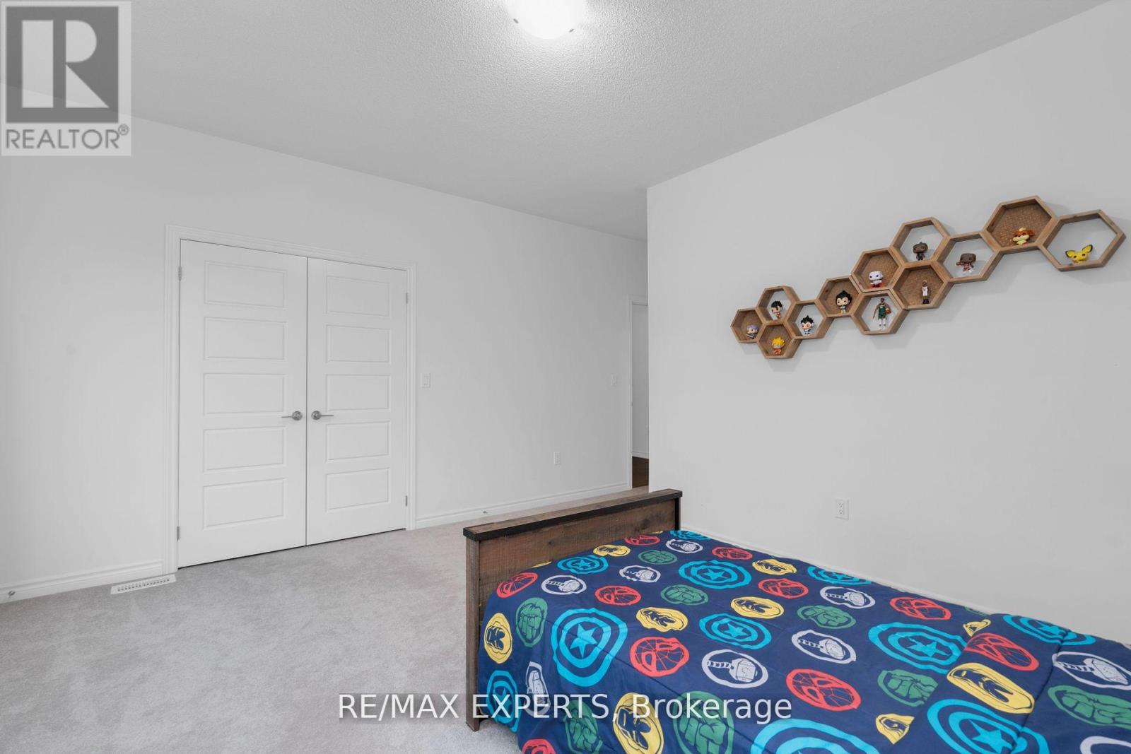 36 Shepherd Drive, Barrie, Ontario  L9J 0P3 - Photo 25 - S12472058