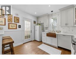 163 GROSVENOR Avenue N, Hamilton, Ontario