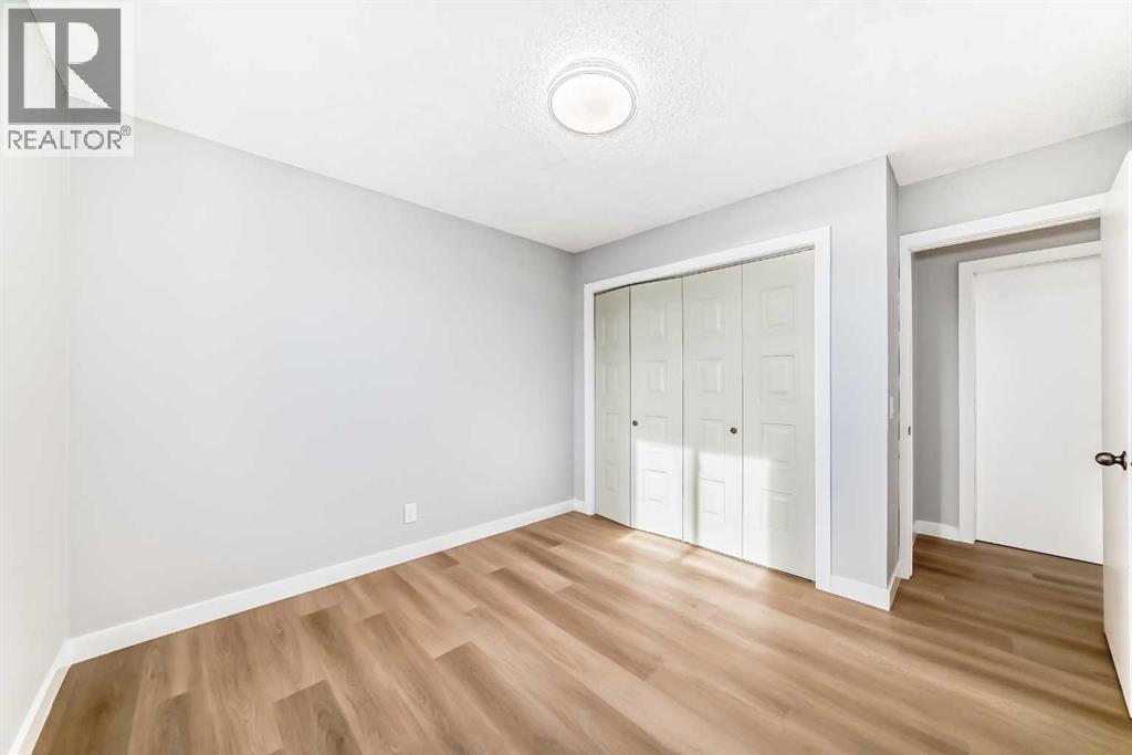 656 Woodbine Boulevard Sw, Calgary, Alberta  T2W 4W4 - Photo 27 - A2261153