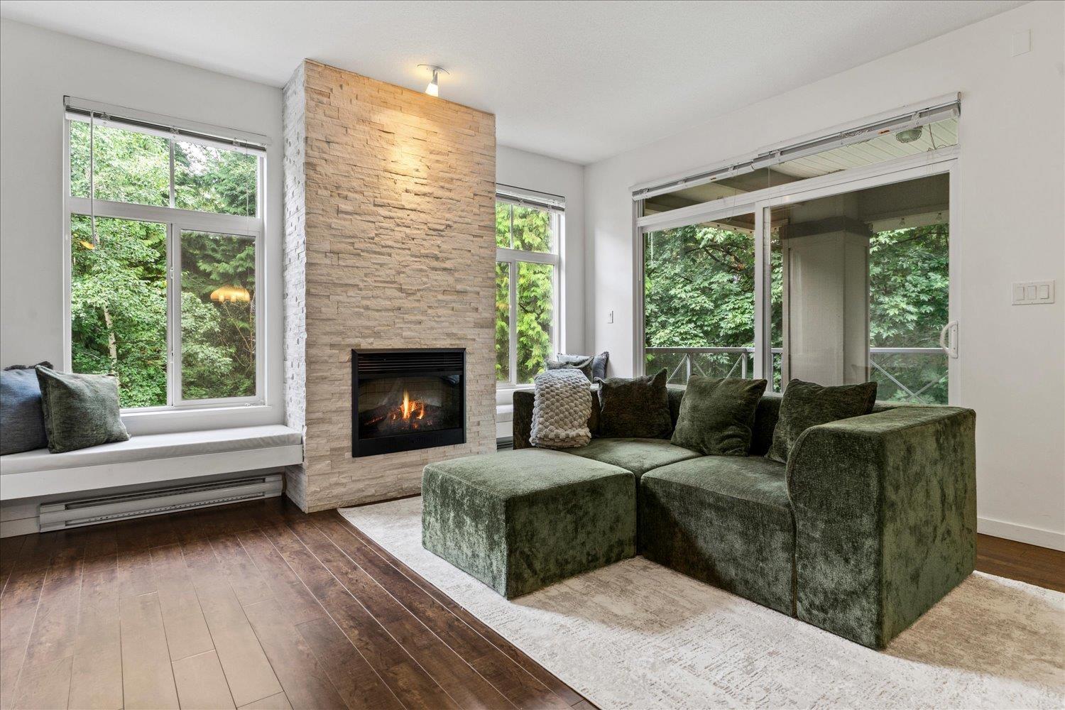 308 33328 E Bourquin Crescent, Abbotsford, British Columbia  V2S 1Y1 - Photo 3 - R3059664