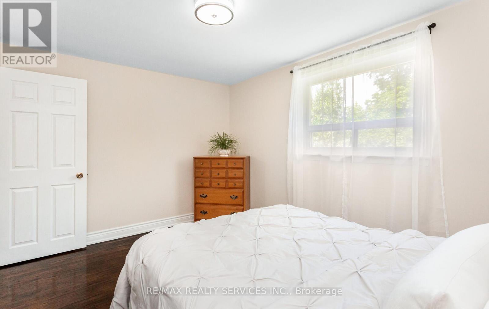 17 Croydon Court, Brampton, Ontario  L6T 1Y3 - Photo 17 - W12472029