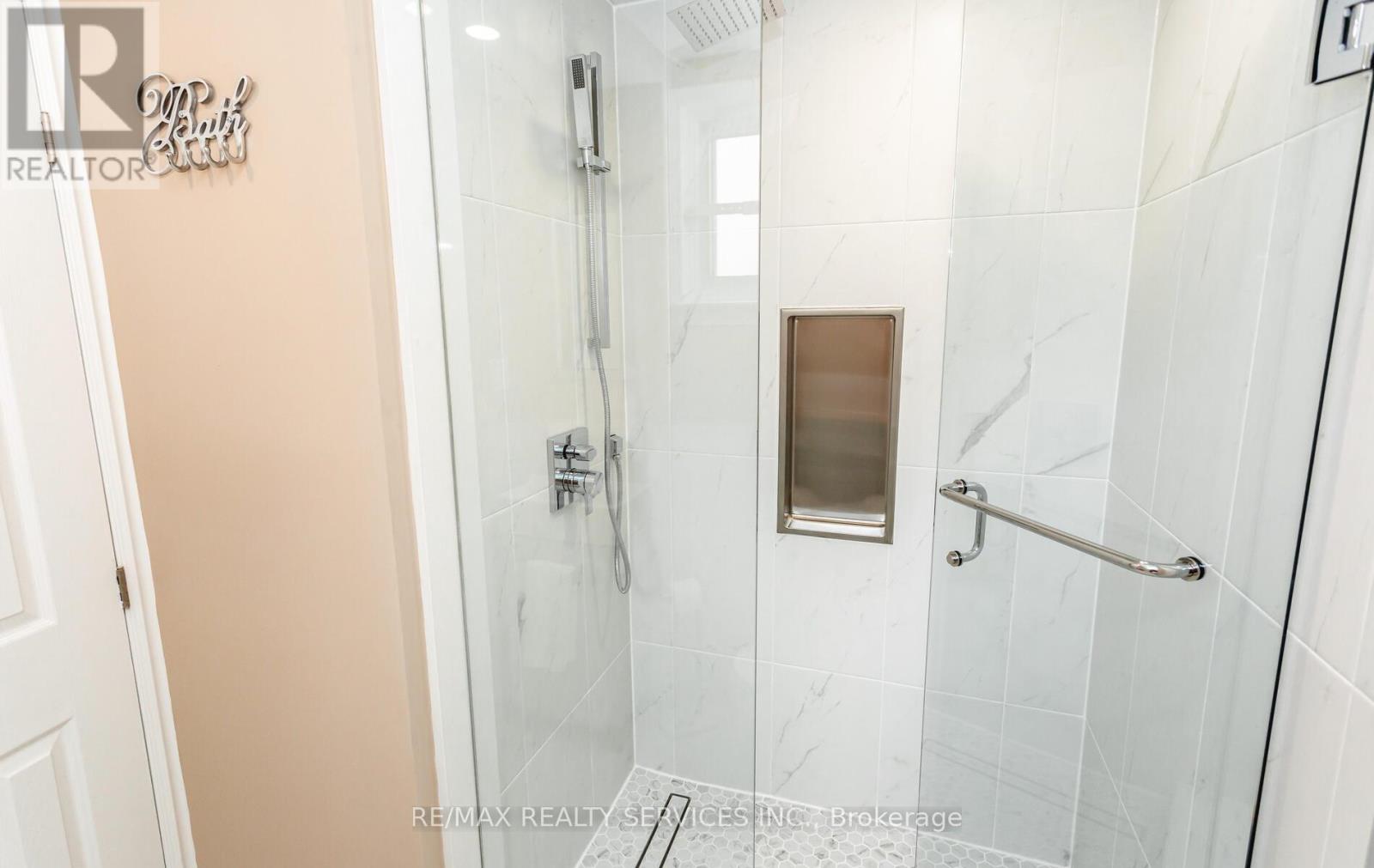 17 Croydon Court, Brampton, Ontario  L6T 1Y3 - Photo 29 - W12472029