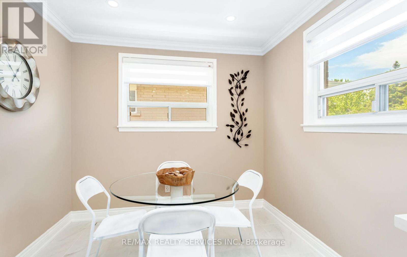 17 Croydon Court, Brampton, Ontario  L6T 1Y3 - Photo 7 - W12472029