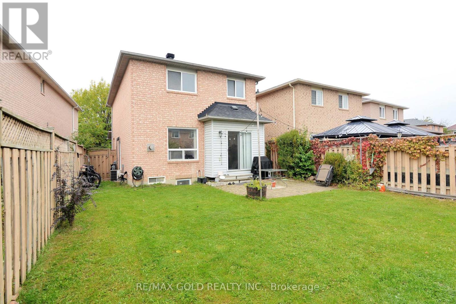 29 Trailridge Drive, Brampton, Ontario  L6X 4M7 - Photo 46 - W12472072