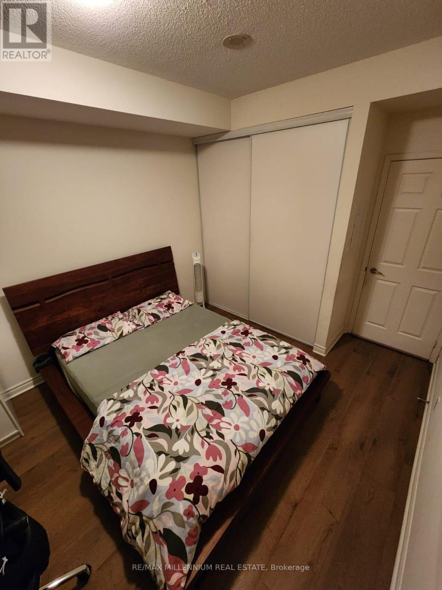 607 - 339 Rathburn Road W, Mississauga, Ontario  L5B 0K6 - Photo 15 - W12472086