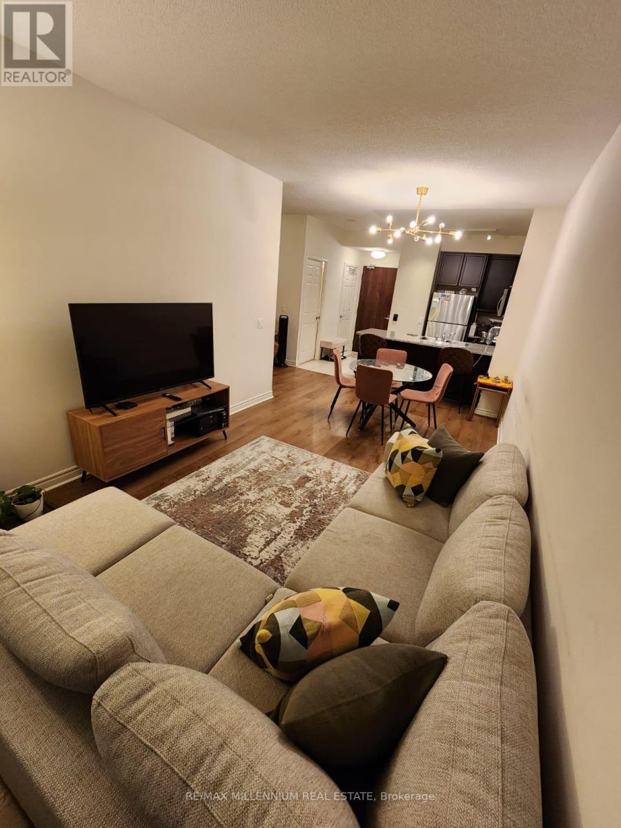 607 - 339 Rathburn Road W, Mississauga, Ontario  L5B 0K6 - Photo 6 - W12472086
