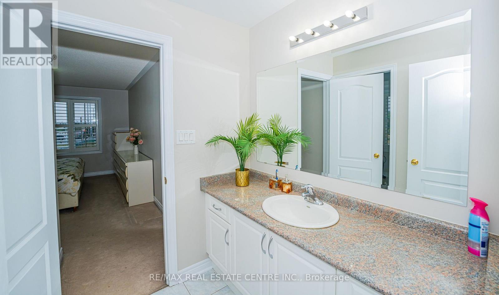 60 Sleightholme Crescent, Brampton, Ontario  L6P 3E7 - Photo 37 - W12472121