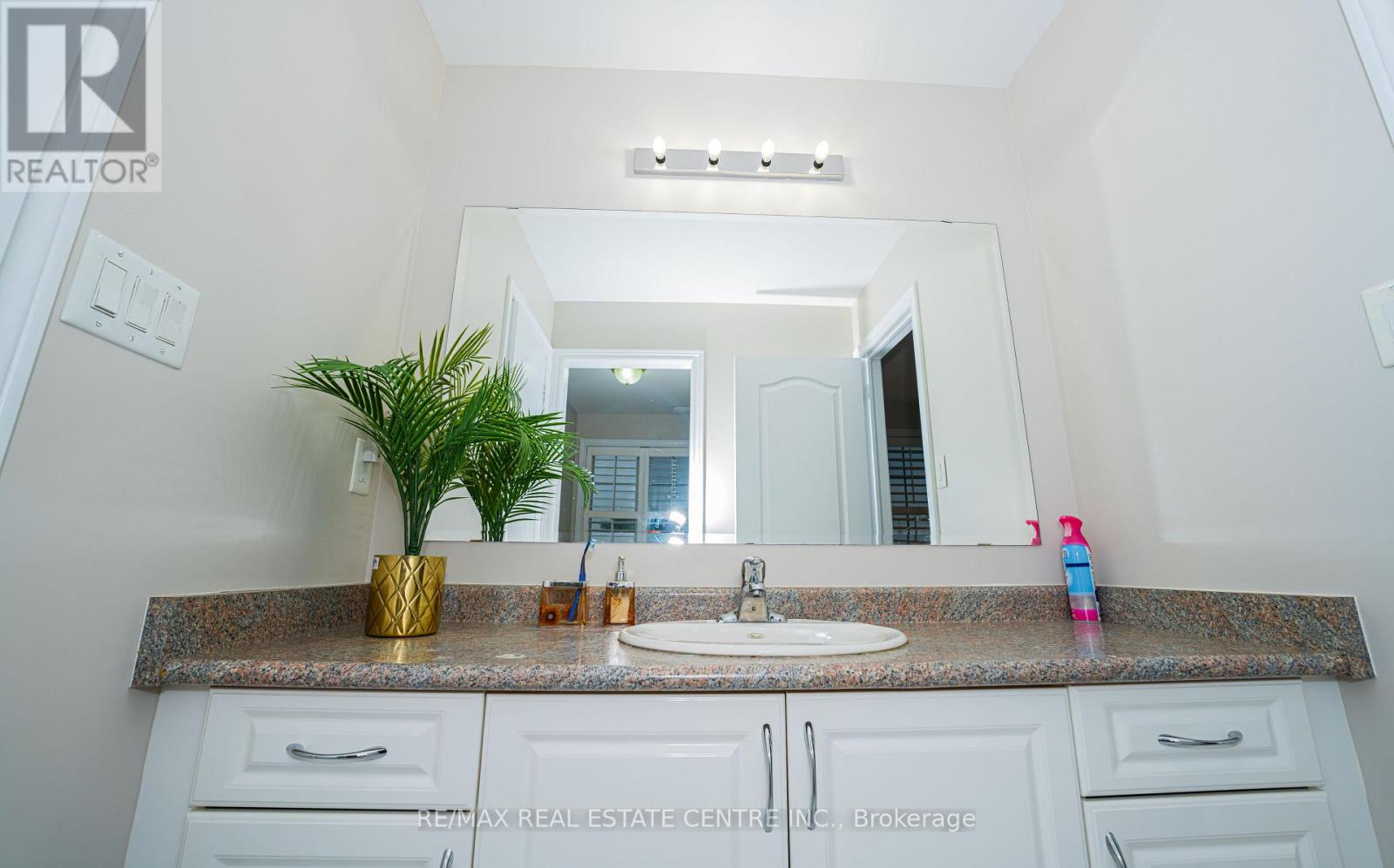 60 Sleightholme Crescent, Brampton, Ontario  L6P 3E7 - Photo 39 - W12472121