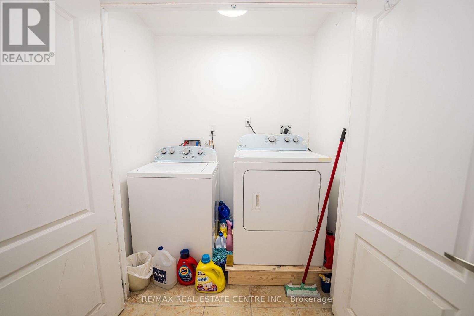 60 Sleightholme Crescent, Brampton, Ontario  L6P 3E7 - Photo 49 - W12472121