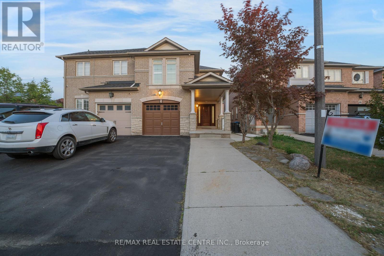 9 AMETHYST CIRCLE S, Brampton, Ontario