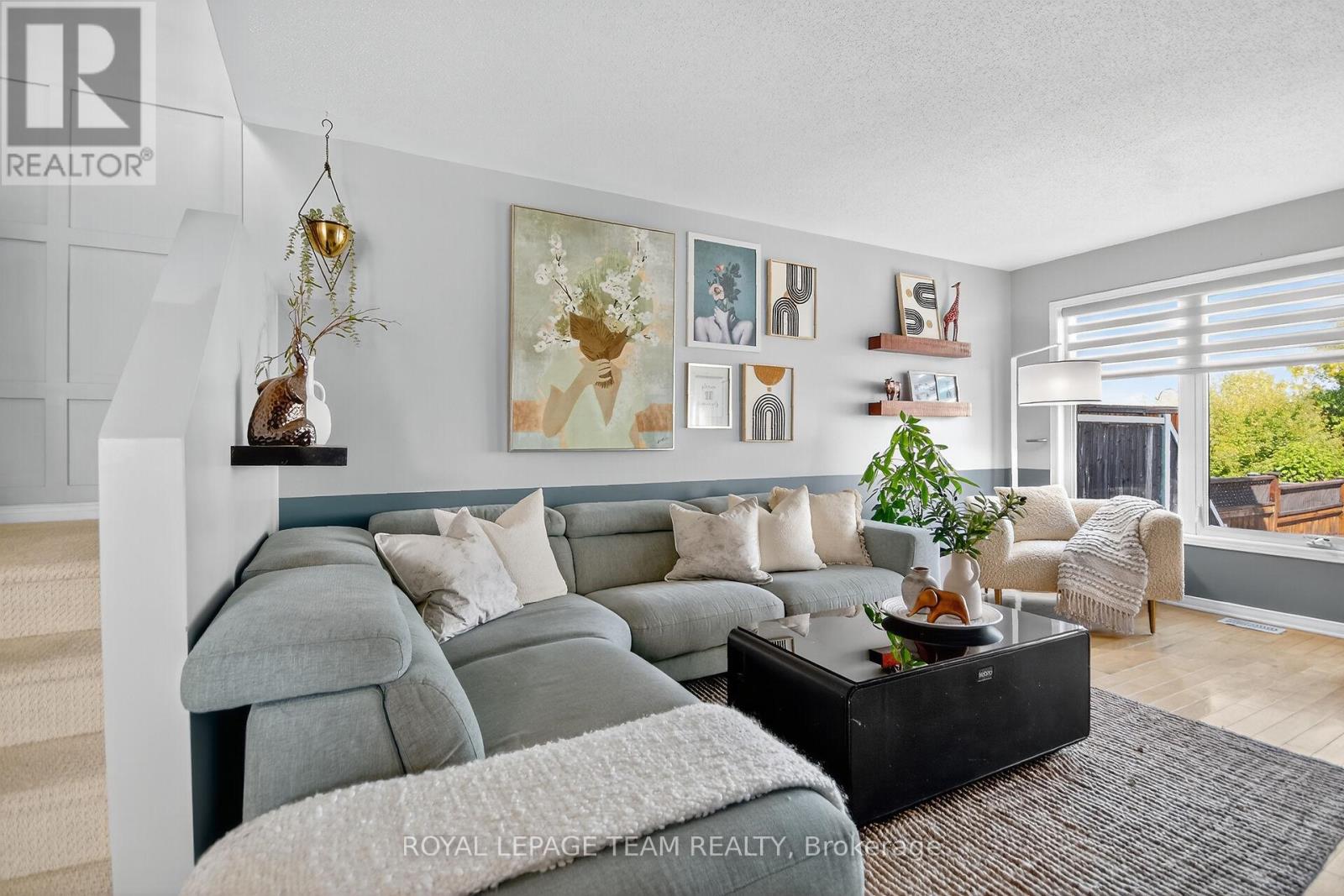 2001 Dunollie Crescent, Ottawa, Ontario  K2W 1H5 - Photo 13 - X12472134