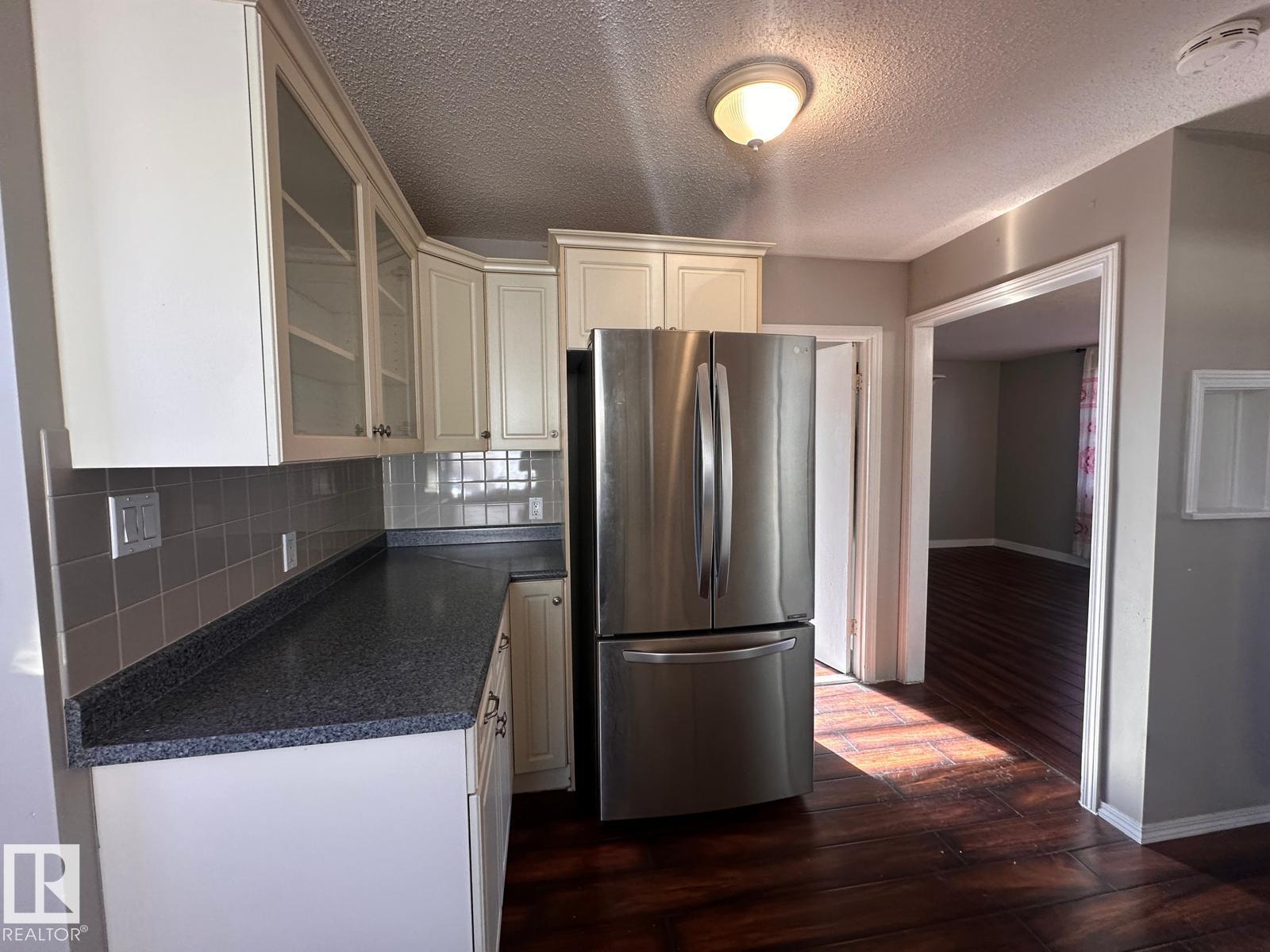 9921 163 St Nw, Edmonton, Alberta  T5P 3N3 - Photo 6 - E4462812