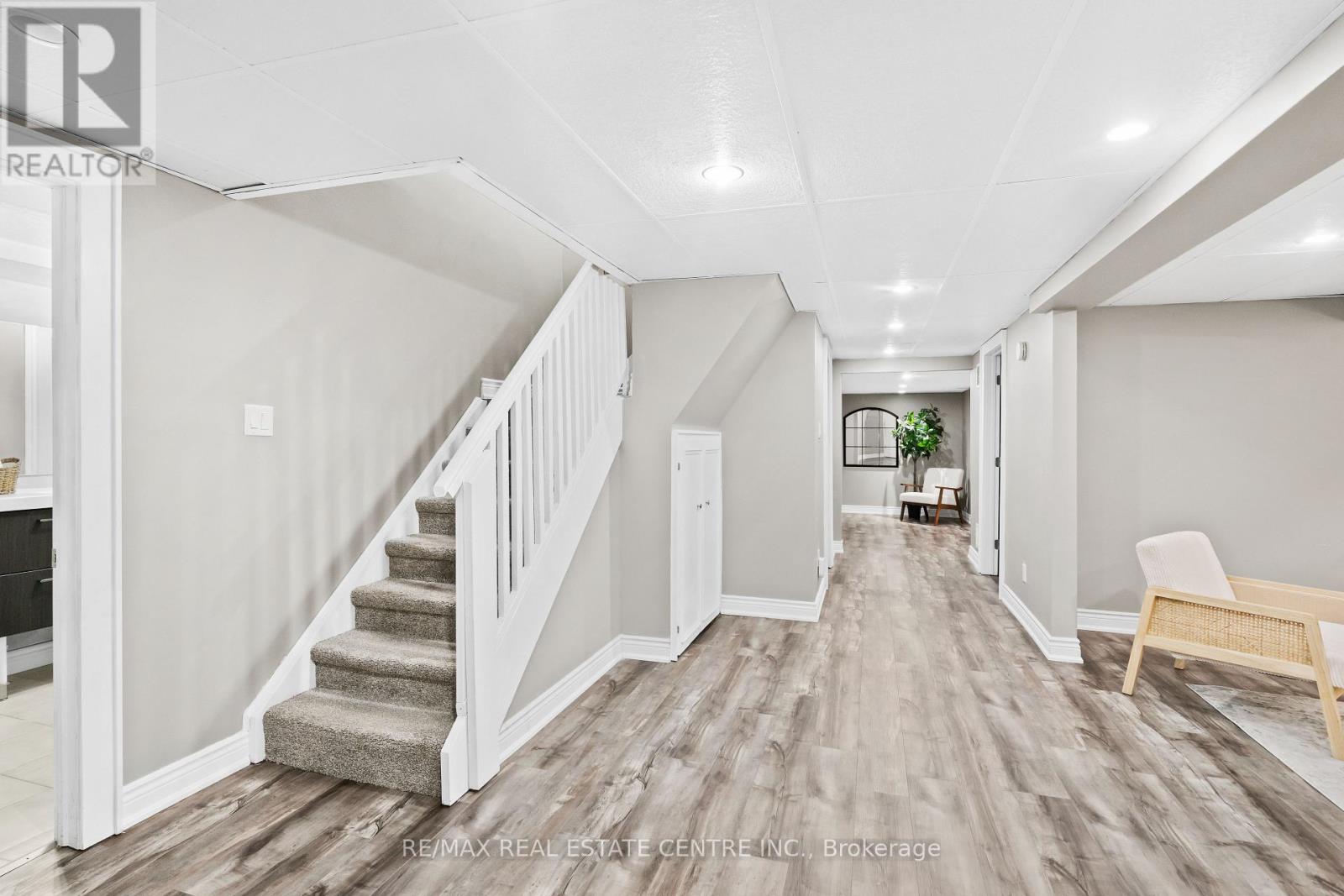 20 Driftwood Place, Hamilton (Stoney Creek Mountain), Ontario  L8J 2N7 - Photo 23 - X12472034
