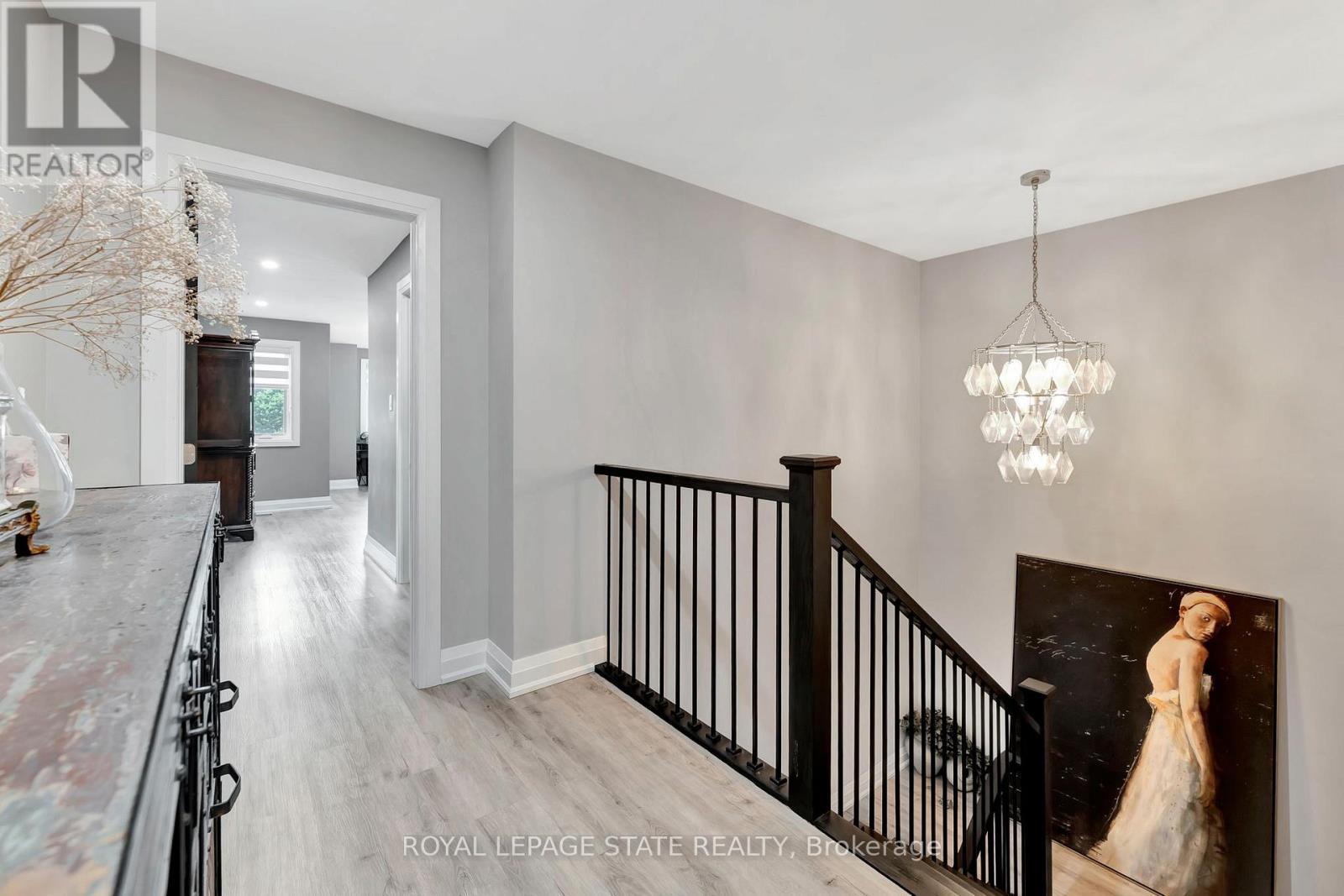 74 Melbourne Street, Hamilton, Ontario  L8P 2A6 - Photo 23 - X12472040