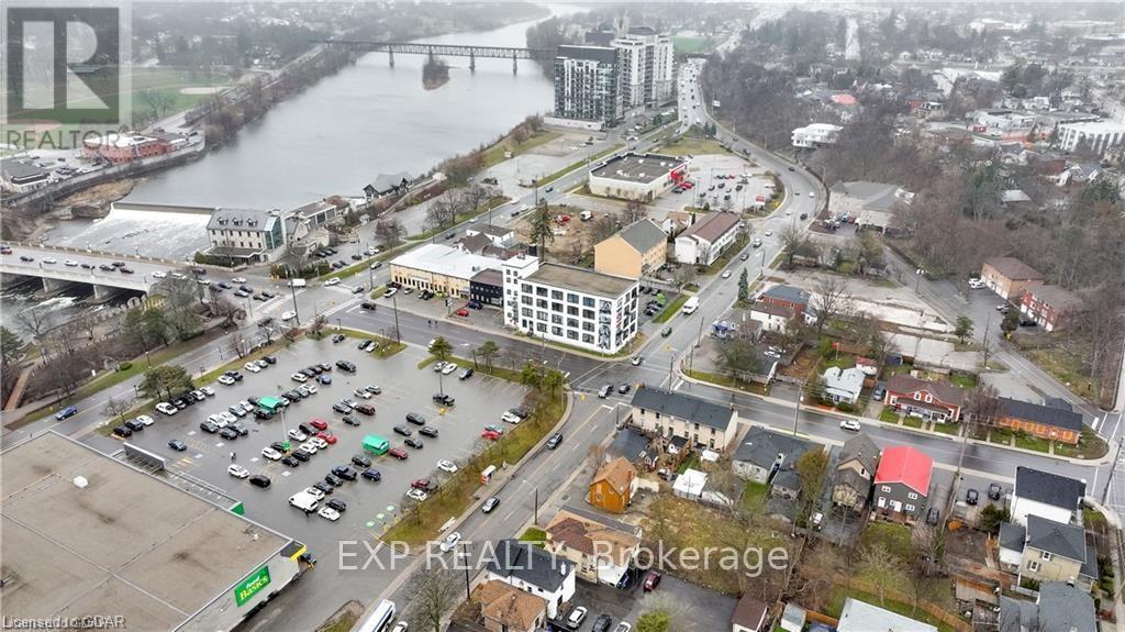 205 - 20 Park Hill Road E, Cambridge, Ontario  N1R 1P2 - Photo 8 - X12472081