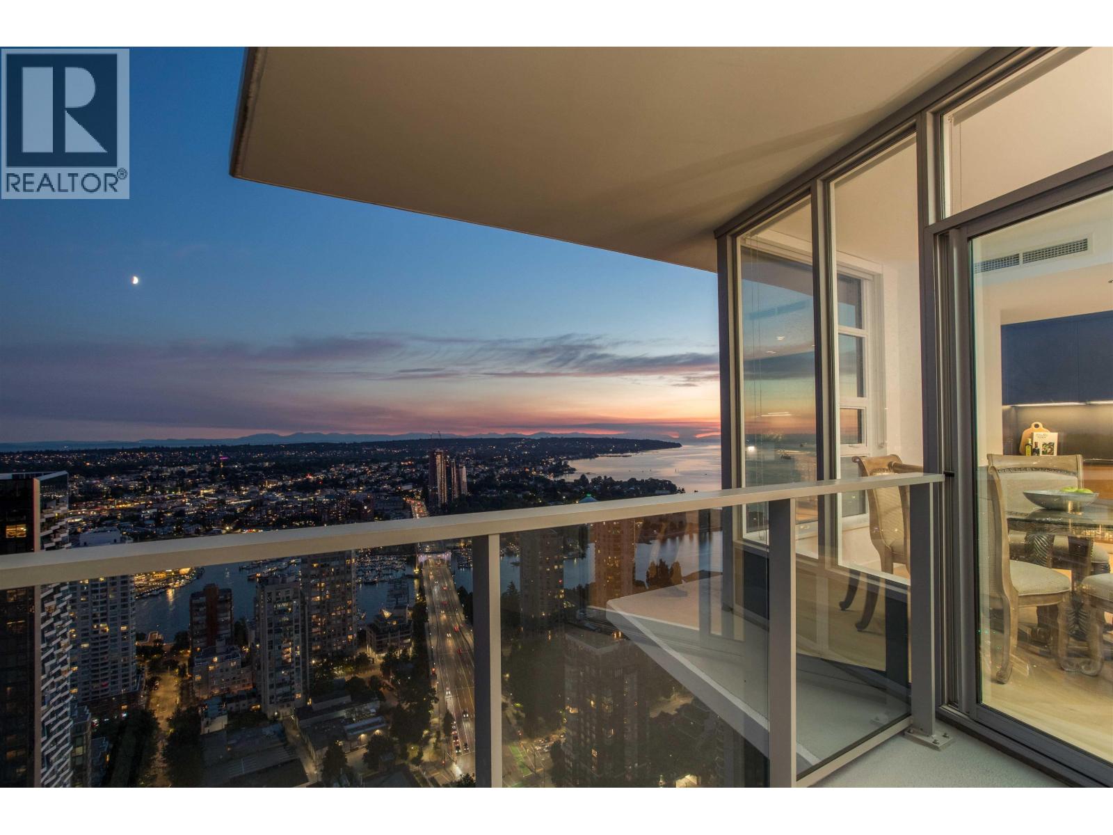 4608 1289 HORNBY STREET, Vancouver, British Columbia