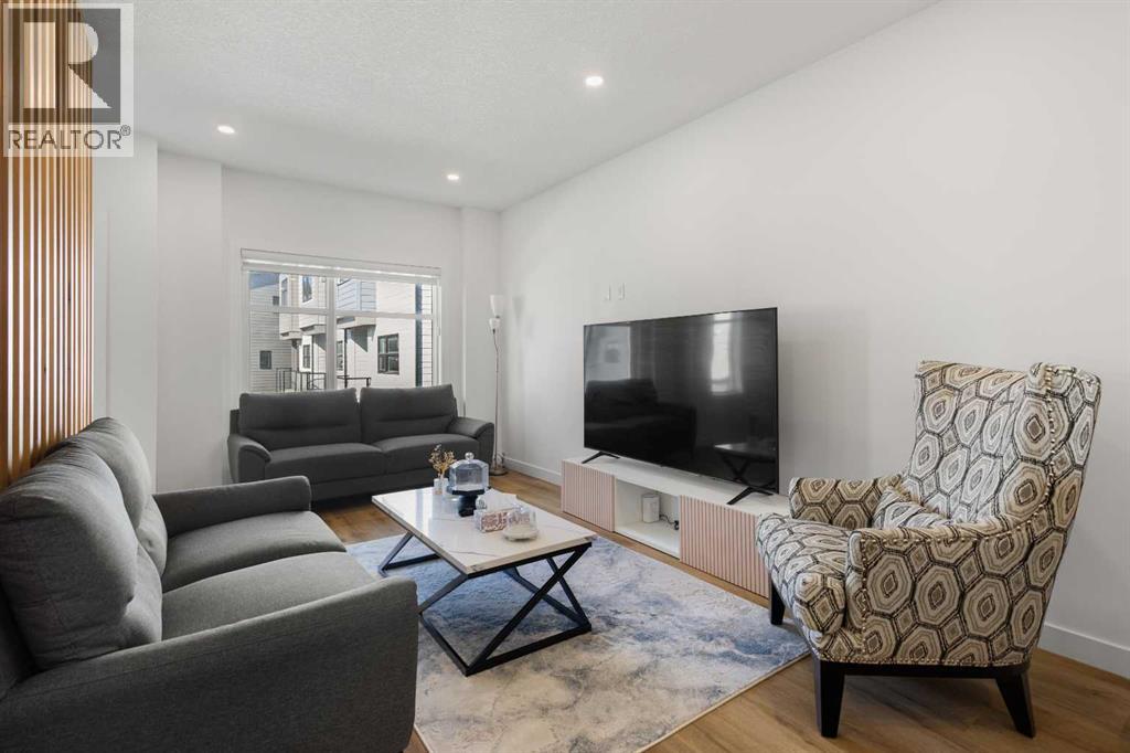 61, 903 Mahogany Boulevard Se, Calgary, Alberta  T3M 3W9 - Photo 10 - A2258974