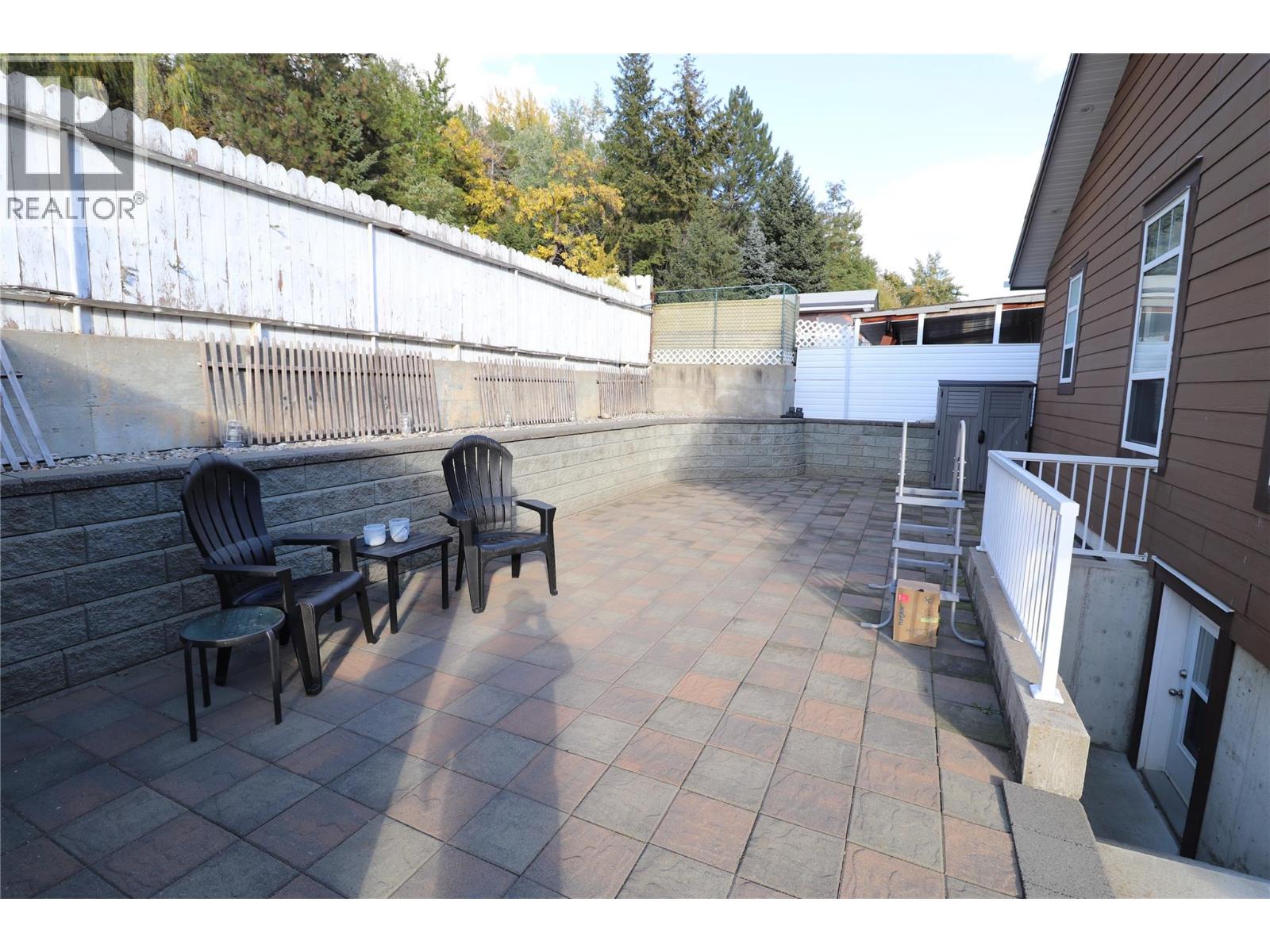 2311 Columbia Avenue, Trail, British Columbia  V1R 1L2 - Photo 14 - 10366204