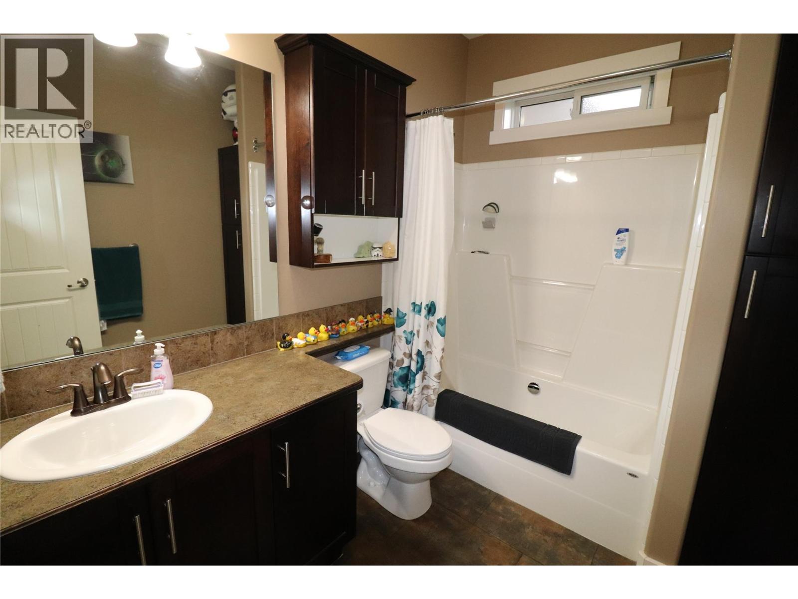2311 Columbia Avenue, Trail, British Columbia  V1R 1L2 - Photo 30 - 10366204