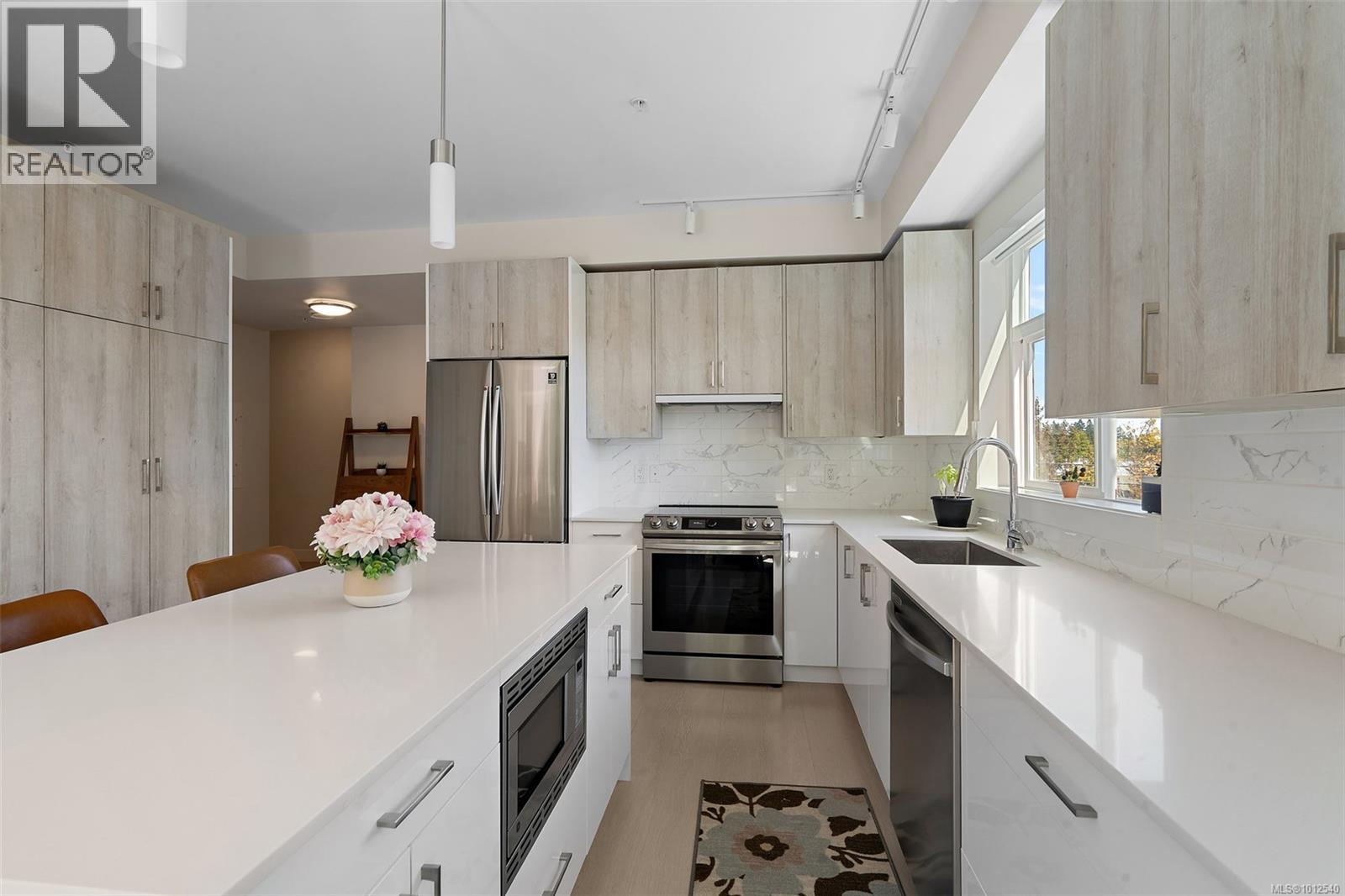 207 1450 Glentana Rd, View Royal, British Columbia V9A 2P8 - Photo 7 - 1012540