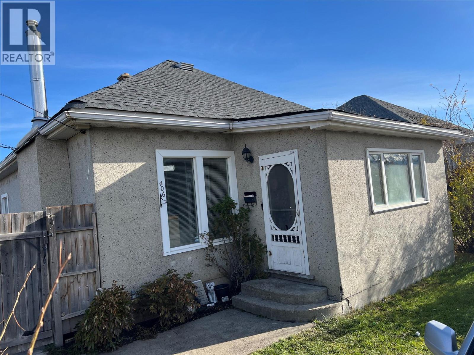 406 3rd Street Nw, Cranbrook, British Columbia V1C 3Z4 - Photo 1 - 10366222