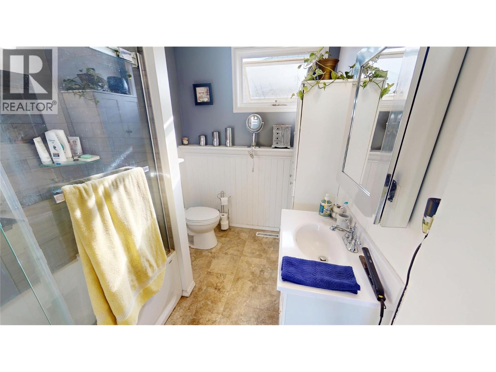 406 3rd Street Nw, Cranbrook, British Columbia V1C 3Z4 - Photo 16 - 10366222