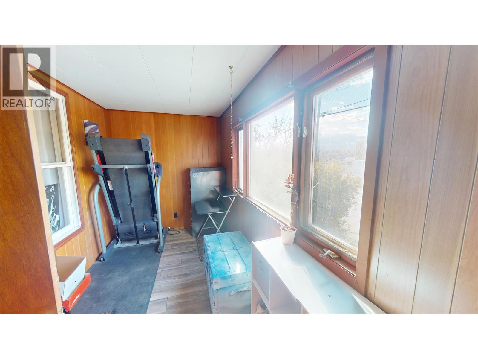 406 3rd Street Nw, Cranbrook, British Columbia V1C 3Z4 - Photo 18 - 10366222