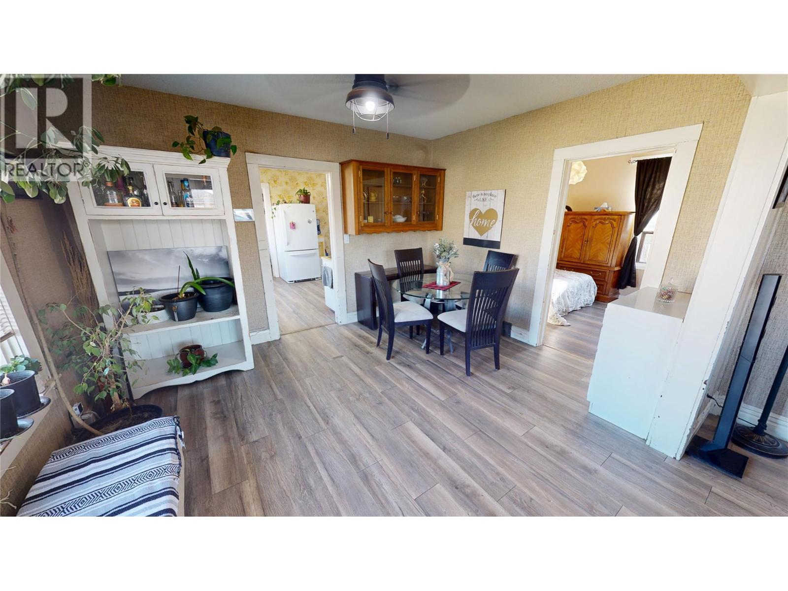 406 3rd Street Nw, Cranbrook, British Columbia V1C 3Z4 - Photo 8 - 10366222