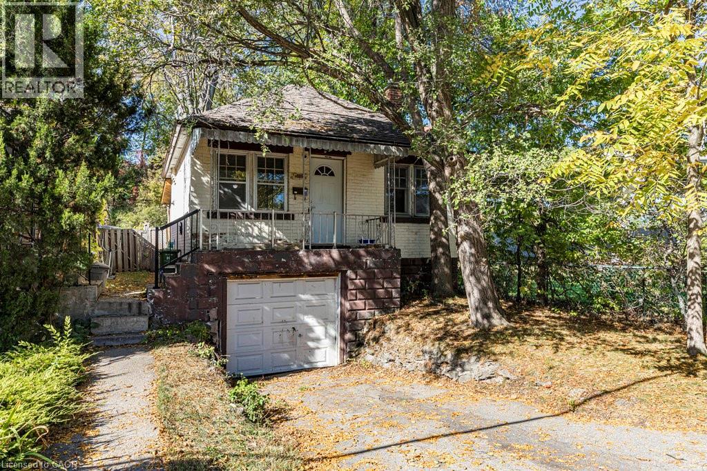 132 Tope Crescent, Hamilton, Ontario  L8S 1M7 - Photo 1 - 40780520