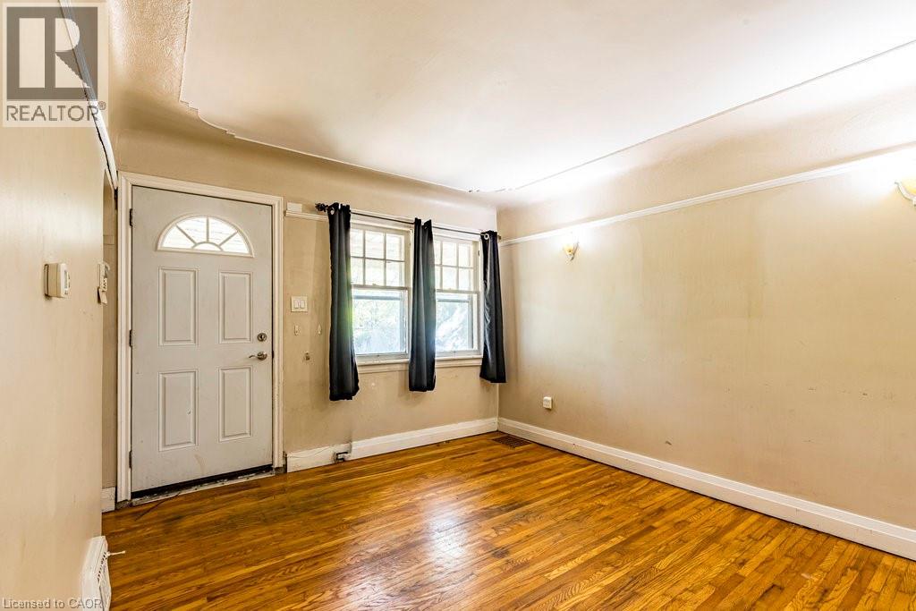 132 Tope Crescent, Hamilton, Ontario  L8S 1M7 - Photo 3 - 40780520