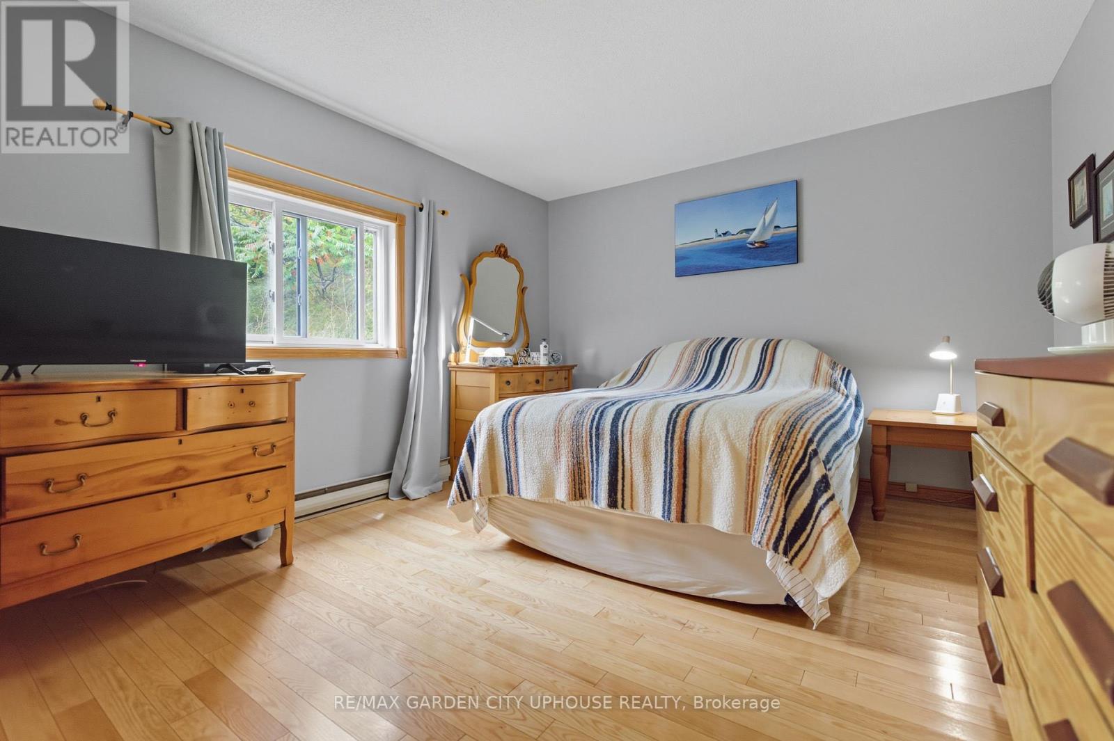 4588 Mcdonalds Corners Road, Lanark Highlands, Ontario  K0G 1M0 - Photo 14 - X12472137