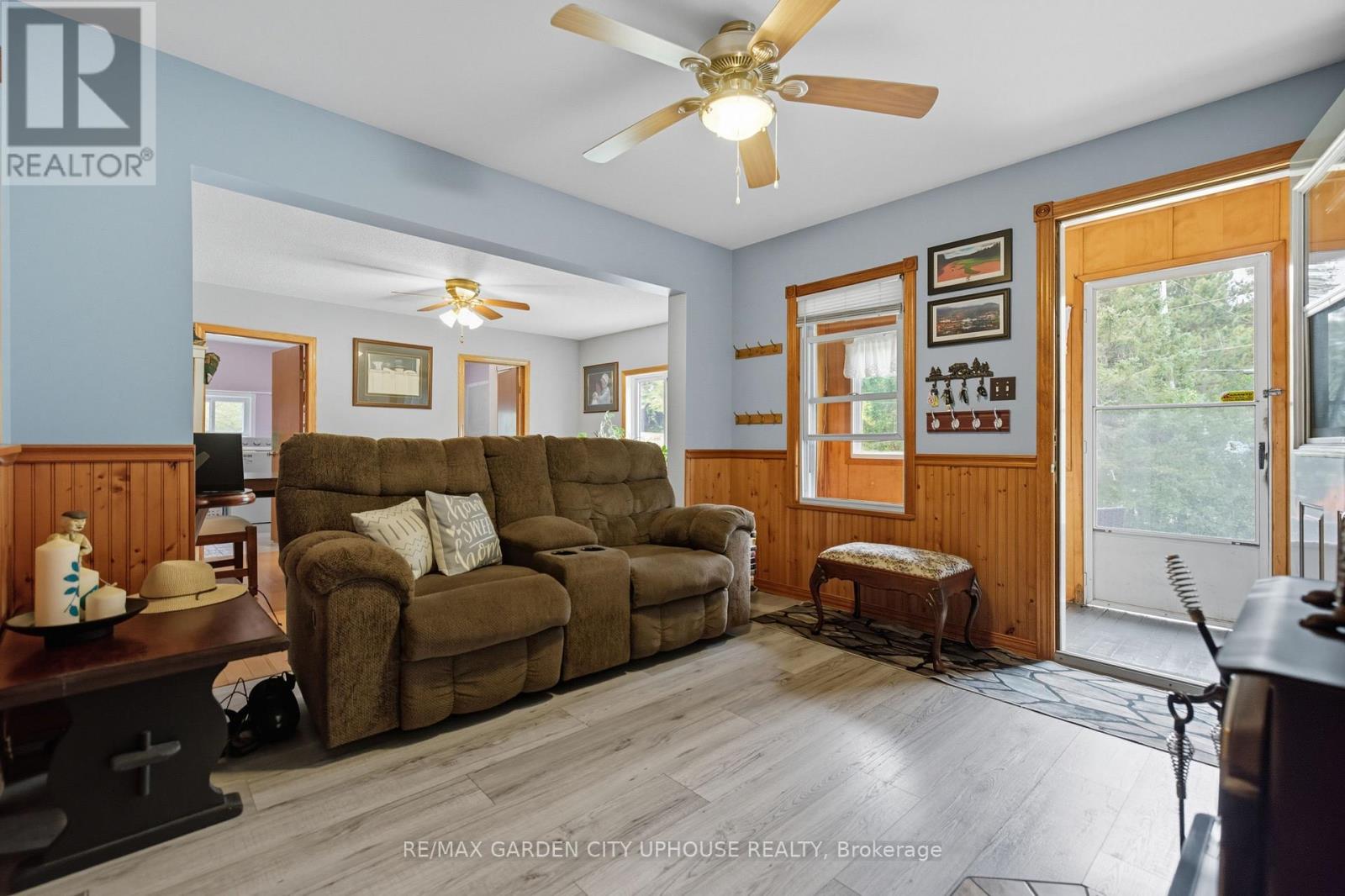 4588 Mcdonalds Corners Road, Lanark Highlands, Ontario  K0G 1M0 - Photo 4 - X12472137