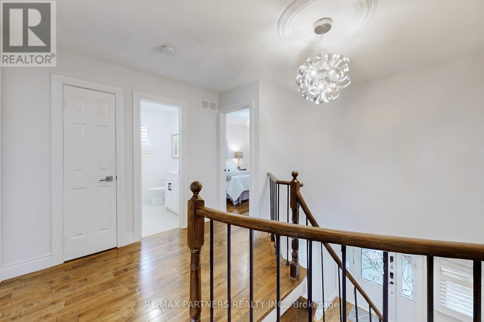 6 Geoffrey Crescent, Whitchurch-Stouffville (Stouffville), Ontario  L4A 5B9 - Photo 23 - N12469549