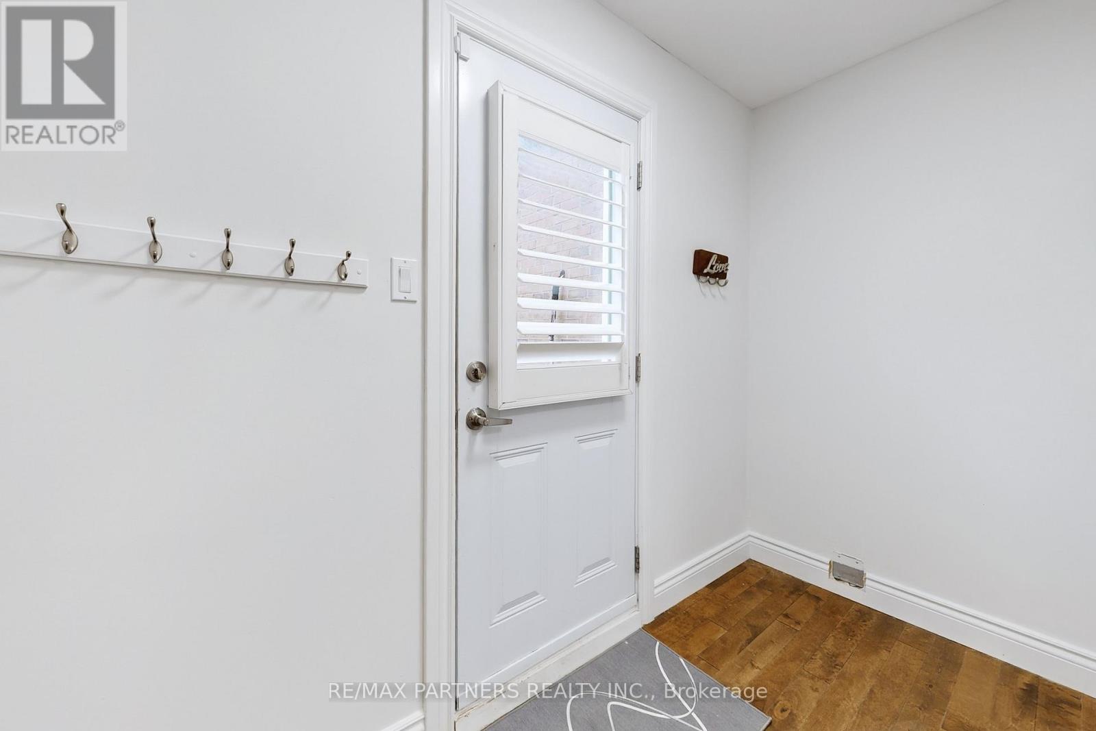 6 Geoffrey Crescent, Whitchurch-Stouffville (Stouffville), Ontario  L4A 5B9 - Photo 20 - N12469549