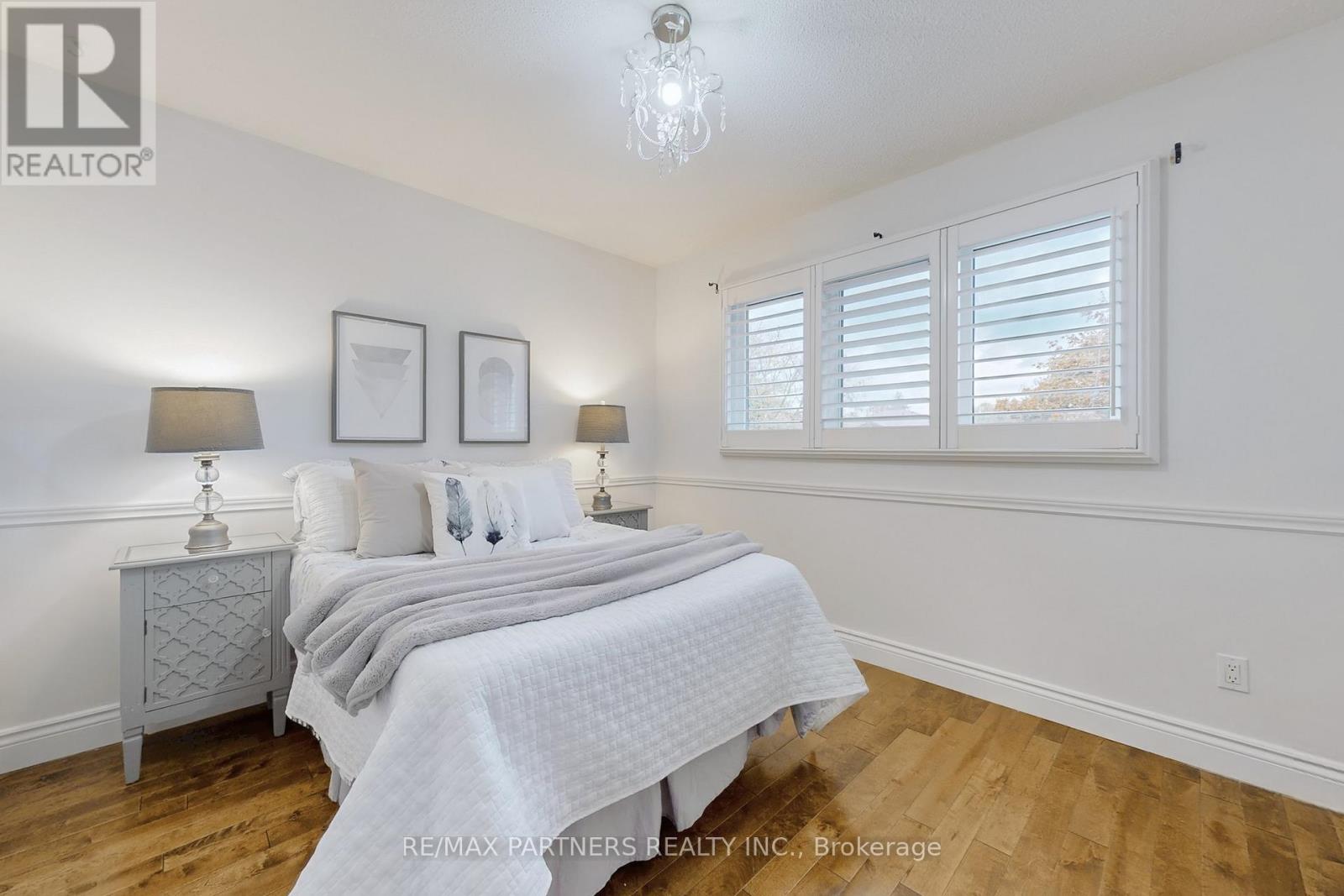 6 Geoffrey Crescent, Whitchurch-Stouffville (Stouffville), Ontario  L4A 5B9 - Photo 33 - N12469549