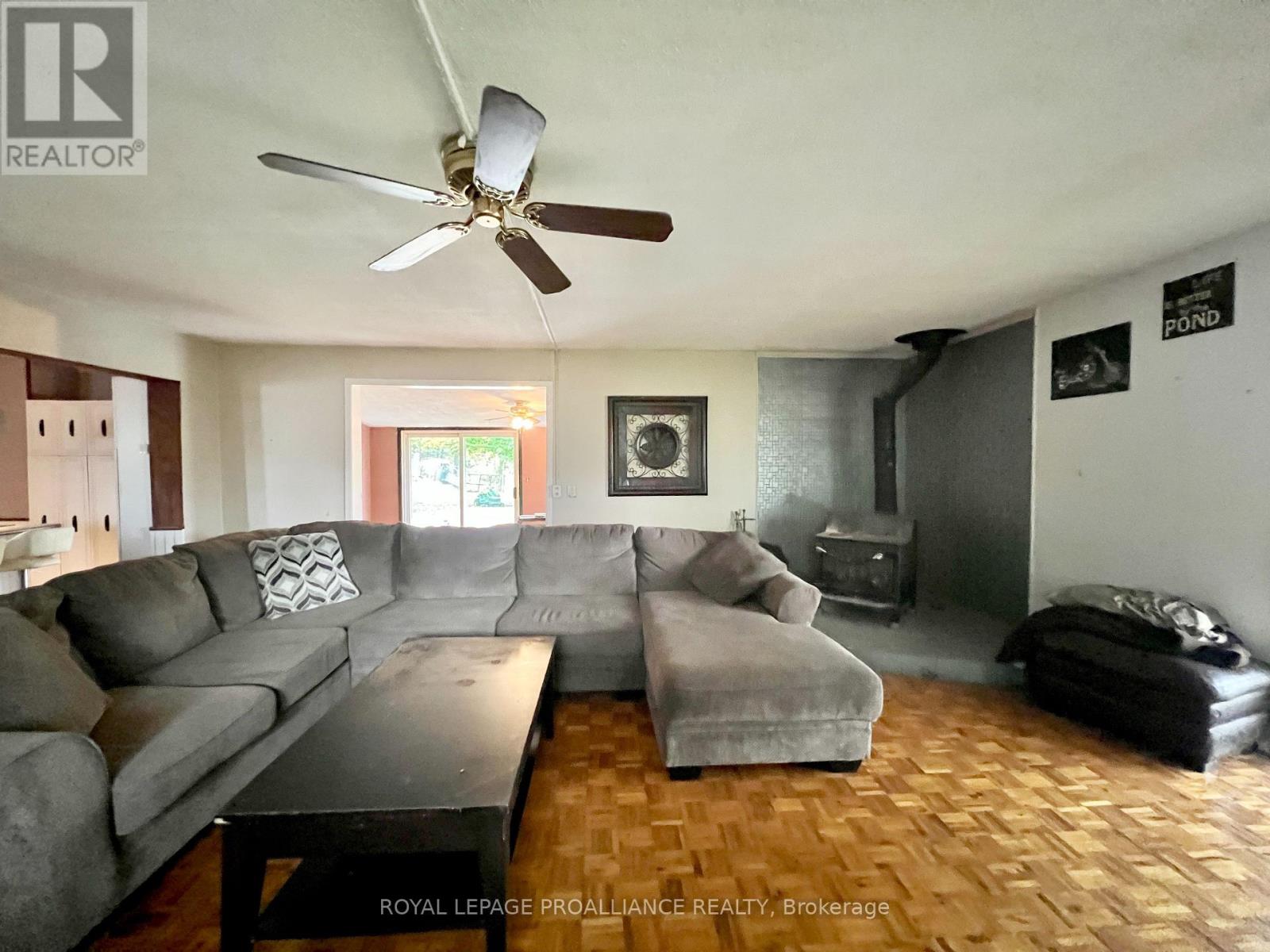 16124 Highway 62, Madoc, Ontario  K0K 2K0 - Photo 2 - X12423684