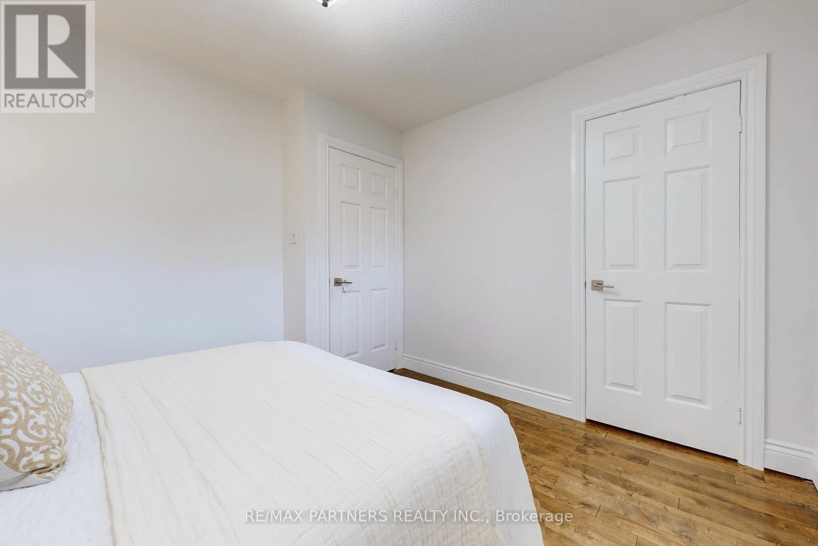 6 Geoffrey Crescent, Whitchurch-Stouffville (Stouffville), Ontario  L4A 5B9 - Photo 32 - N12469549